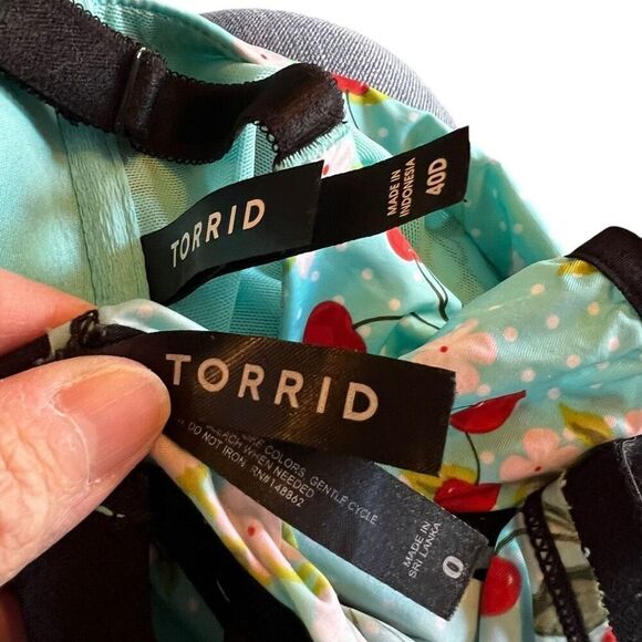 Torrid 40D T-Shirt Bra & Large Cheeky XO Back Panty Teal Cherry Floral Print - Picture 7 of 10